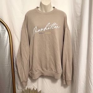 Manhattan New York City Graphic Crewneck Sweater
